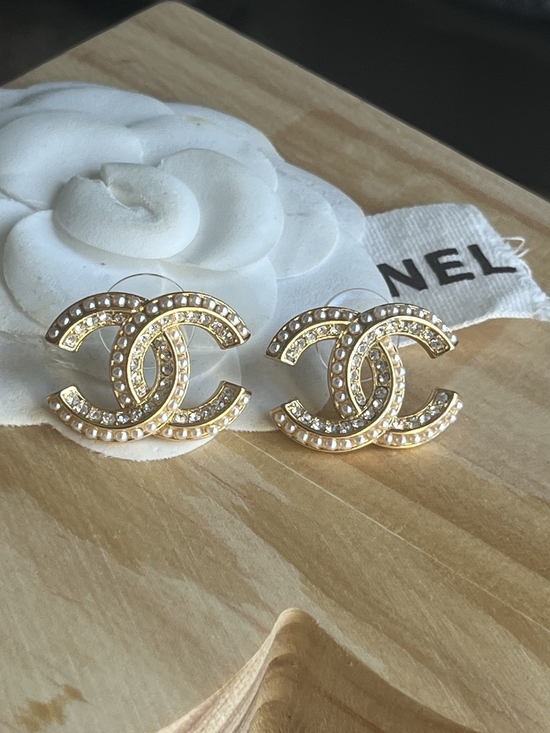 CHANEL Jewelry - Authentic Vintage Chanel Gold Tone Crystal Earrings